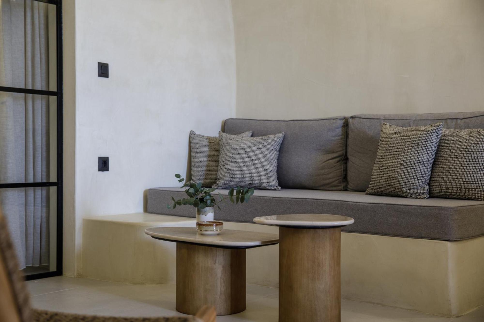 Annouso Villa With Hot Tub By Caldera Houses Oia  Ngoại thất bức ảnh