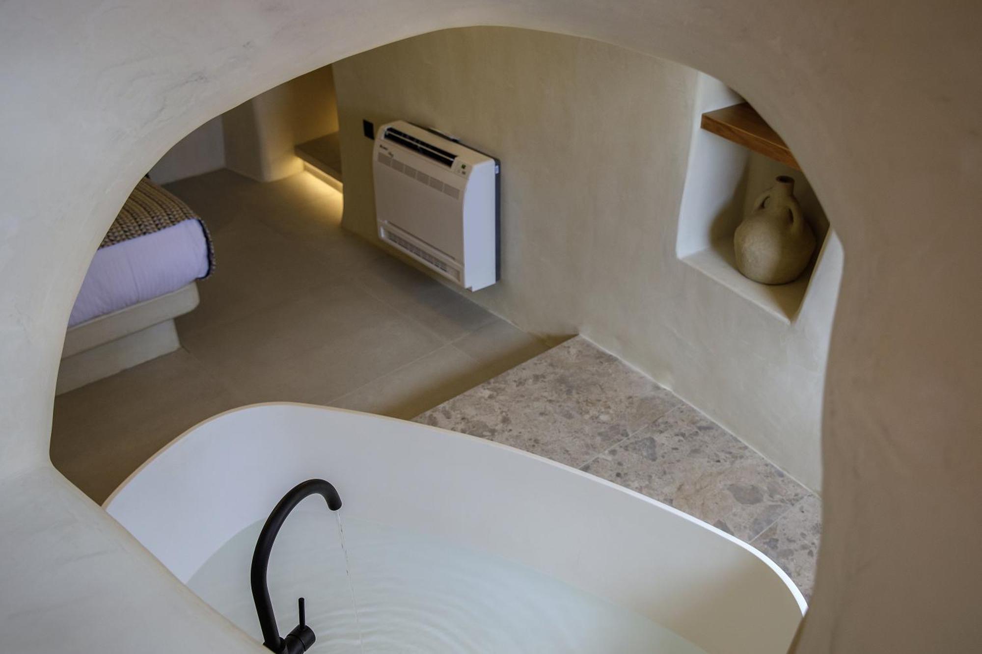Annouso Villa With Hot Tub By Caldera Houses Oia  Ngoại thất bức ảnh