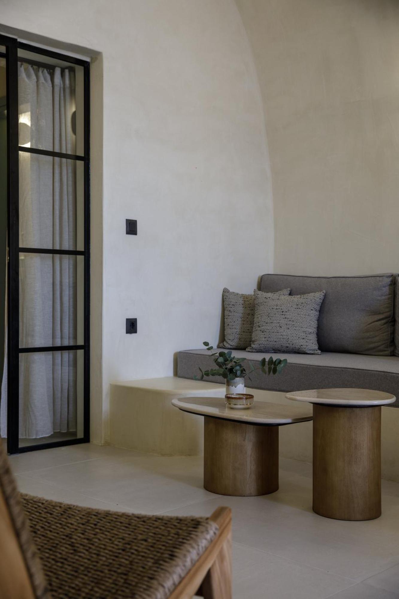 Annouso Villa With Hot Tub By Caldera Houses Oia  Ngoại thất bức ảnh