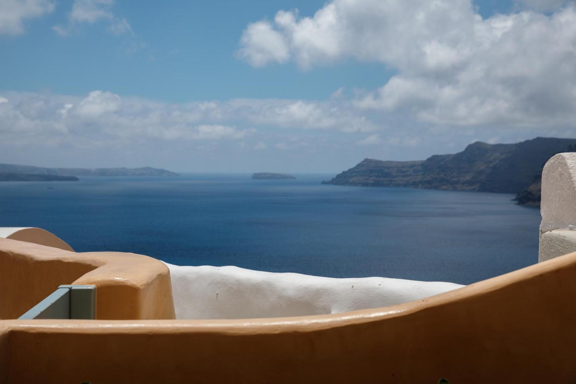Annouso Villa With Hot Tub By Caldera Houses Oia  Ngoại thất bức ảnh